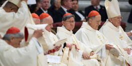 Pain, eau, soupes, légumes bouillis… et secret bien gardé : le menu très très contrôlé du conclave (et les aliments interdits)